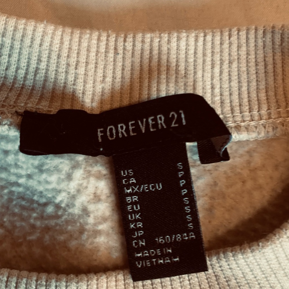 Forever 21 pull over! - Picture 2 of 4